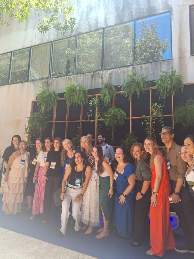 Diretoria e associados